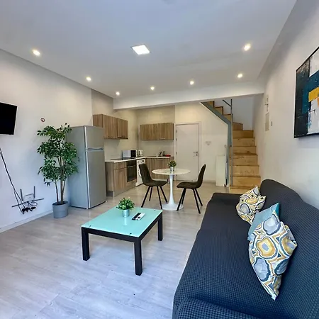 1-bedroom Duplex 100m By The Sea Lemesos