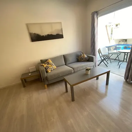Lägenhet 1-bedroom Duplex 100m By The Sea Limassol